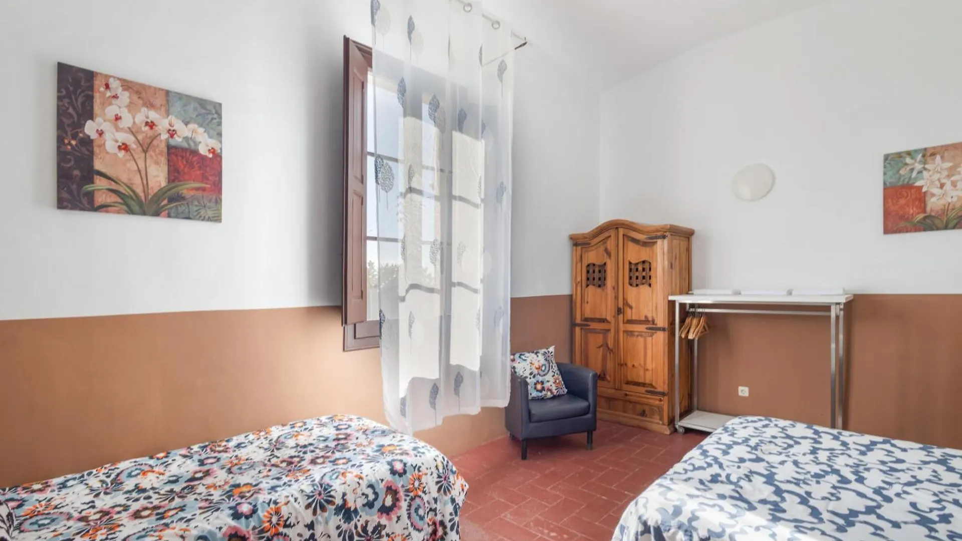 Masa La Bomba Villa Premia De Mar Holiday home